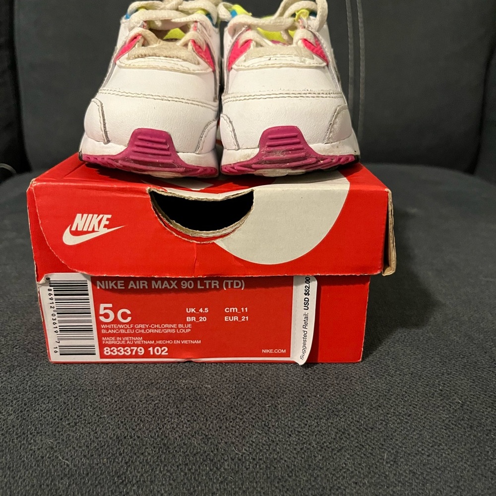 Toddlers sneakers